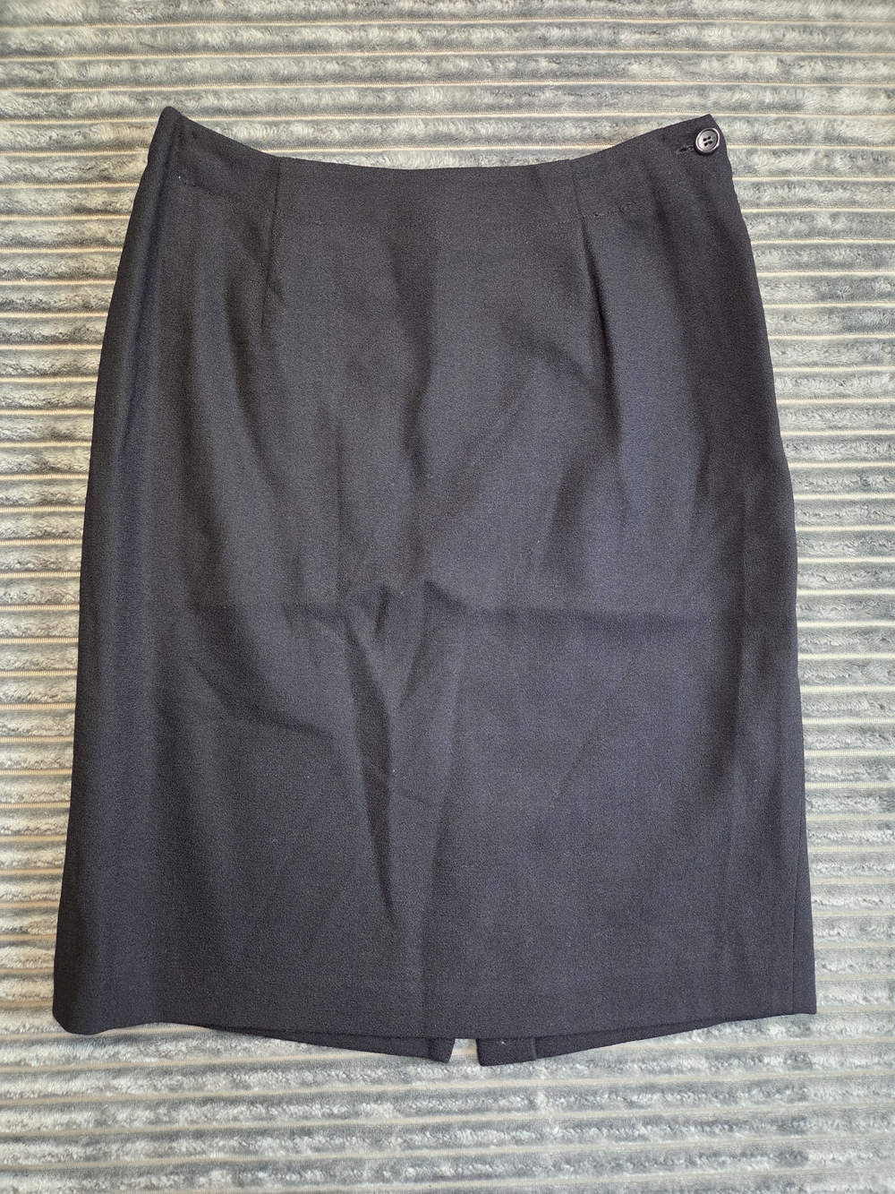 Jones New York Black Classic Pencil Skirt with Side Button Accent